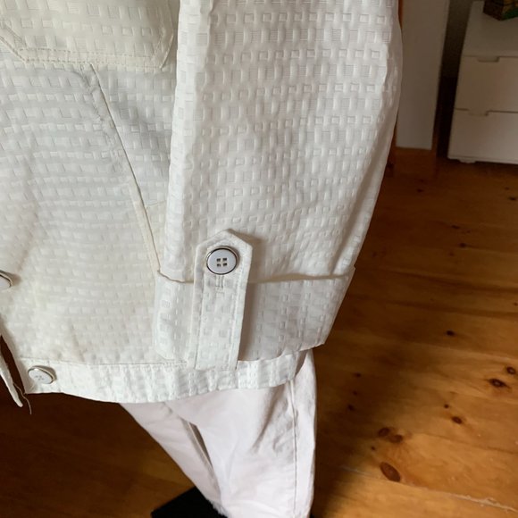 White light jacket - Picture 3 of 6